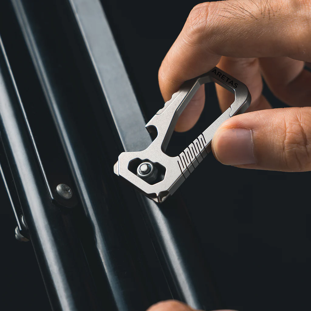 Multifunctional EDC Carabiner Key Chain